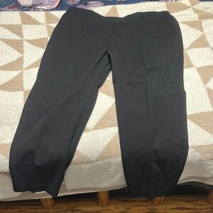 Alfani Black Dress Pants with Tapered Fit and Modern Design